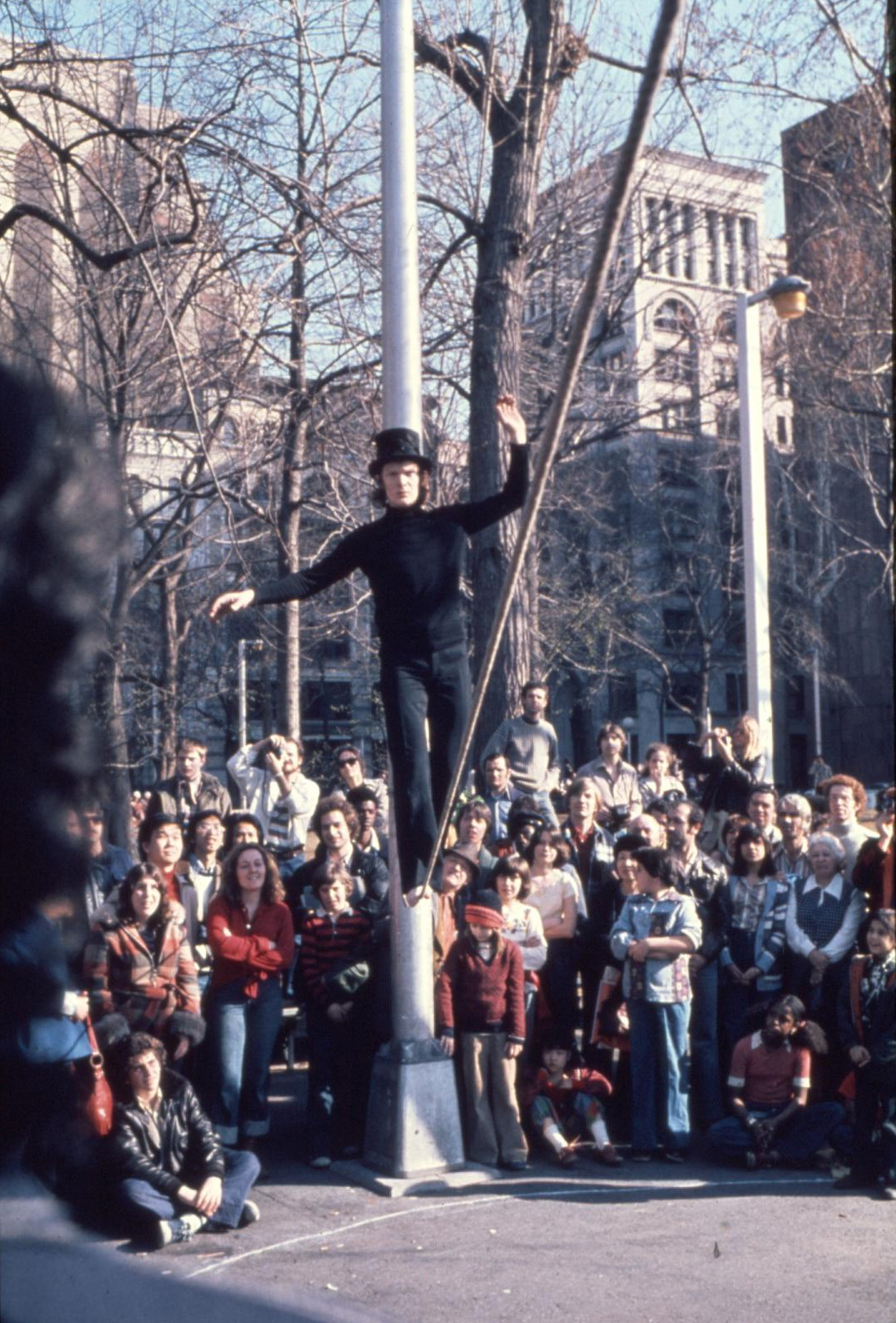 19770327philippe_petit_04.jpg