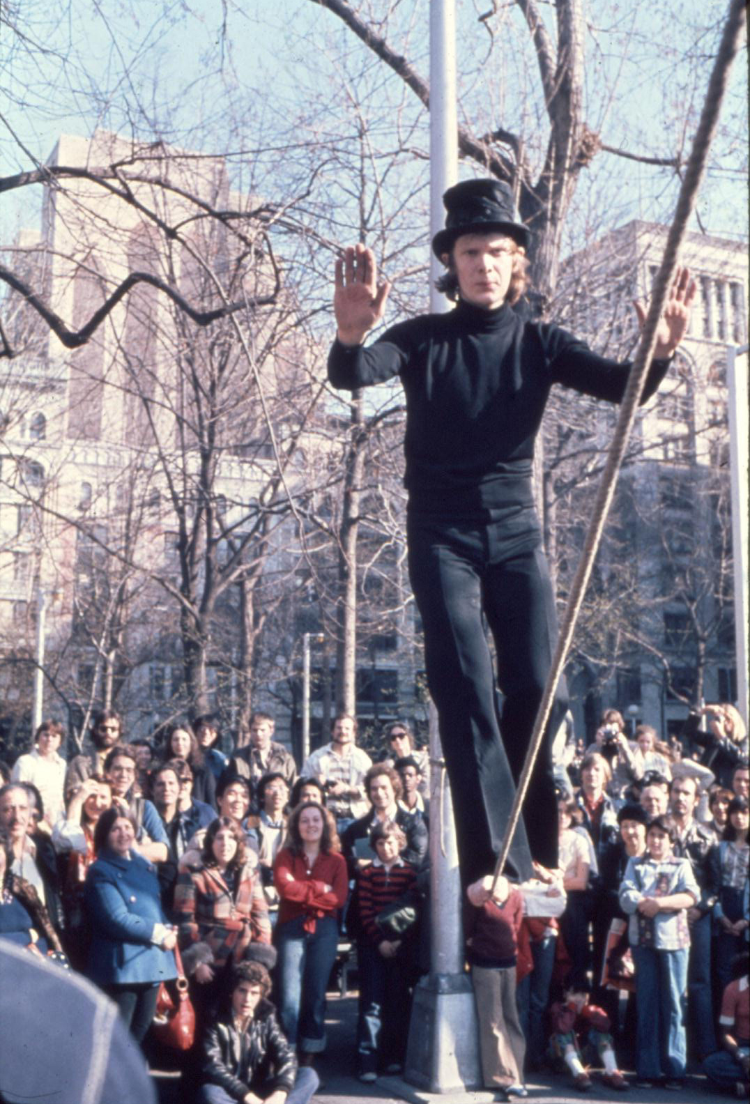 19770327philippe_petit_05.jpg